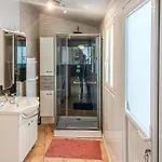 2 Bedroom Stunning In Nyaraló Gravelines